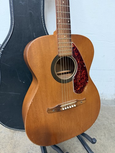 Vintage fender f 1030 - vintage, f-1030