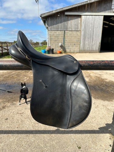 Bates jump saddle - jump,