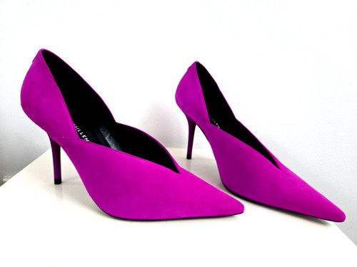 Stunning unworn karen - stunning,