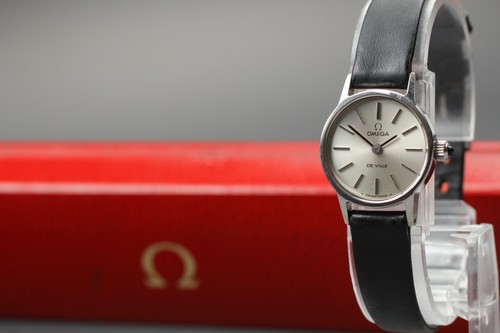 1978 near mint - /, omega