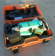 Nikon DTM-332 Total Station