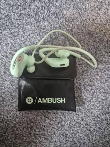 Beats ambush powerbeats - beats,
