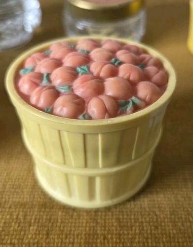Pretty peach vintage avon - pretty, pot