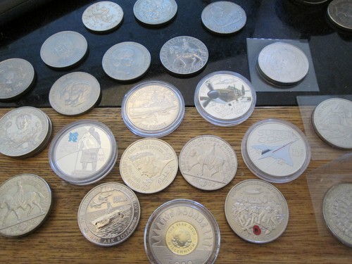 Proof commemorative 5 - &, £5