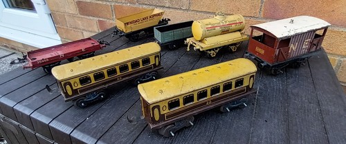 Gauge vintage model wagons - o,