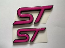 FRONT AND BACK ST BADGE WITH COLOUR INSERT FIESTA FOCUS PUMA BLACK PINK 