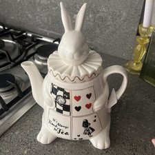 Alice in Wonderland - Large