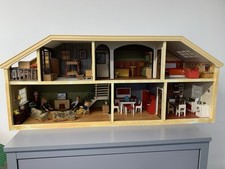 VINTAGE DOLLSHOUSE   LUNDBY