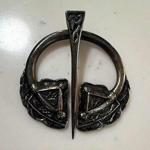 Silver celtic knot - silver, penannular