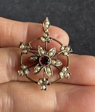 Antique 9c mark 9k gold split Pearl Ruby brooch/ pendant -3.3G 