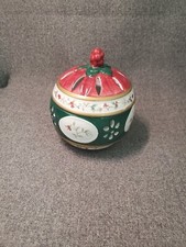 Pfaltzgraff Holly  Green Red &