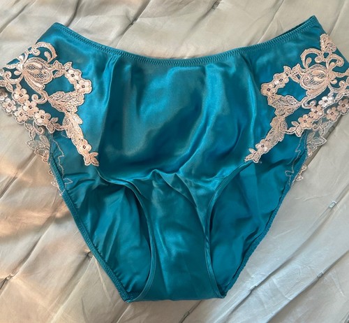 Perla maison turquoise blue - la,