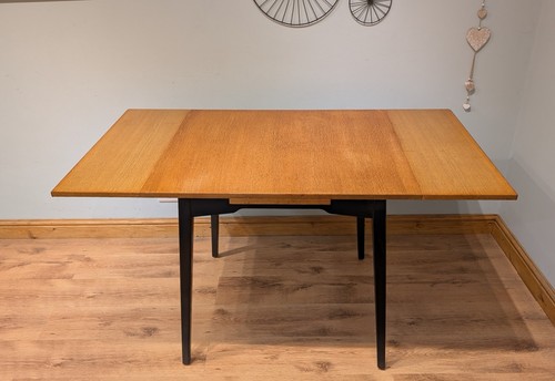 Retro mid century - century, e