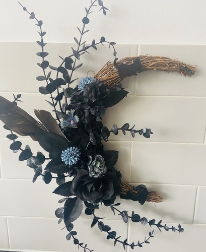 Handmade gothic crescent moon - handmade-gothic,