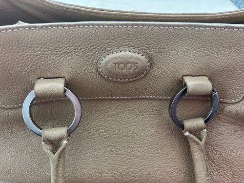 Tod genuine leather - tod’s,