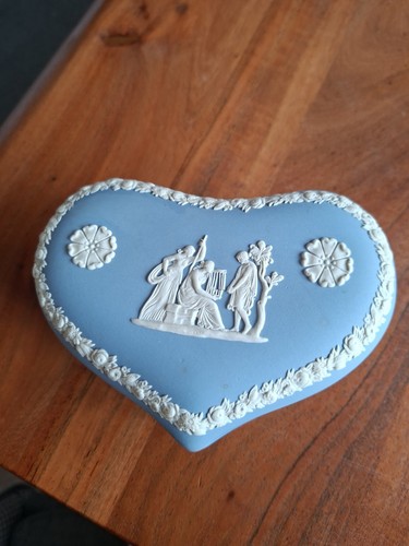 Wedgewood jasperware heart - wedgewood,