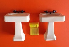 Vintage Retro 40s Style Kleeware Dolls House Cream Bathroom Basins Plastic 1:16 