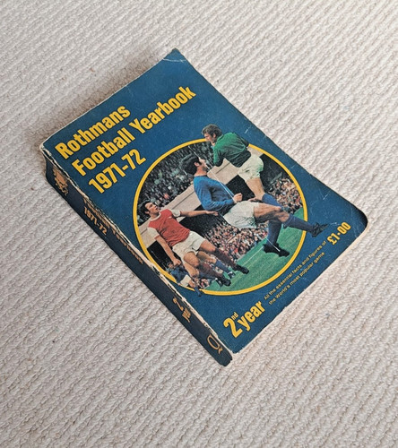 Rothmans football yearbook - rothmans,