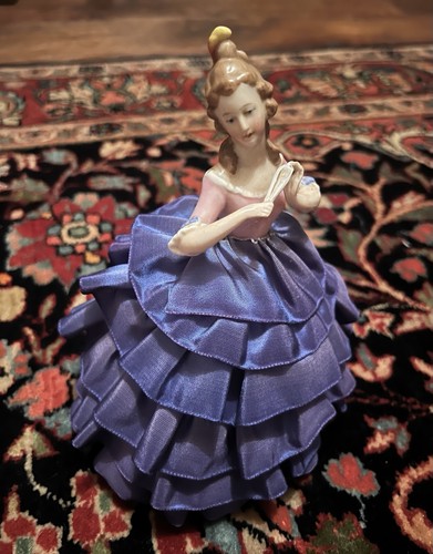 Vintage porcelain pin cushion - porcelain,