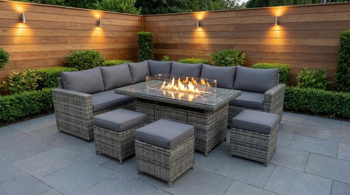 Tarporley seater garden - tarporley,
