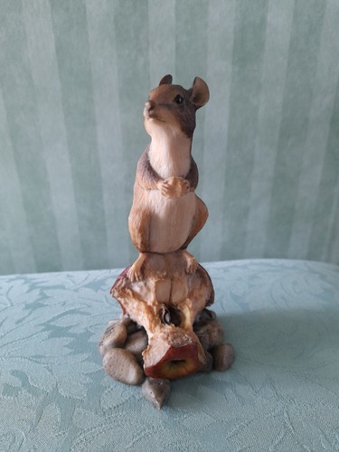Border fine arts mouse on - fine, "mouse