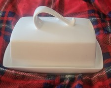 Pausa Dinnerware Butter Dish