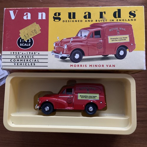 Lledo vanguard diecast morris - lledo,