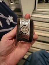 Gucci Twirl Cuff Watch