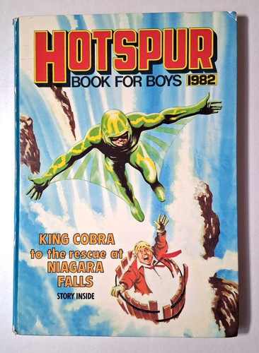 Hotspur book for boys 1982 - book,