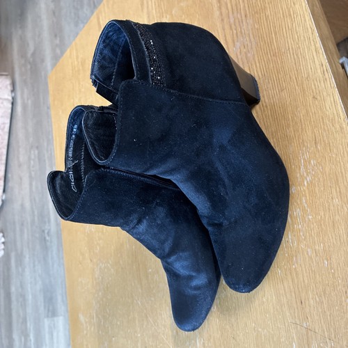 Black ankle boots size 5 - black,