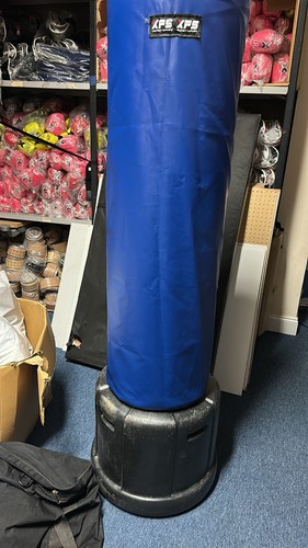 Freestanding punch bag stand - freestanding,