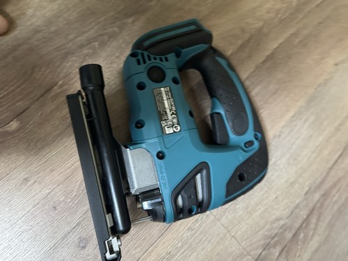 Makita djv180 18v lxt cordless - djv180,