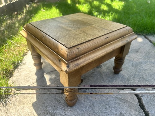 Vintage pine stool - stool, tuscan