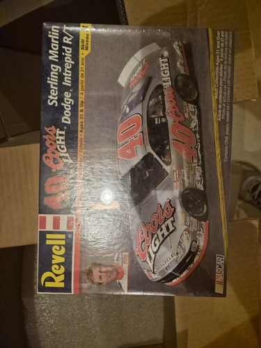 Revell coors light 40 - 1/24,