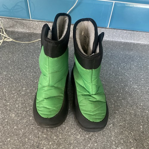 Snow boots size green - size,