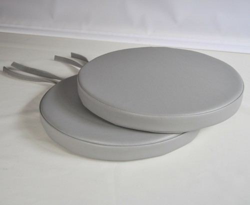 Light grey faux leather - light,
