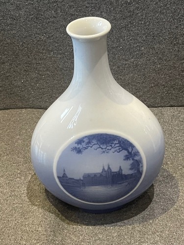 Royal copenhagen - royal,