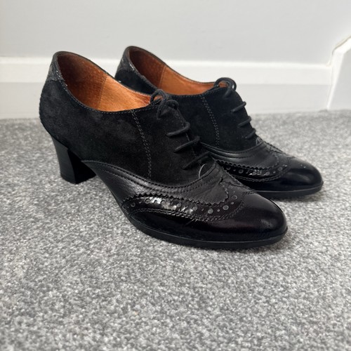 Hispanitas black patent - black,