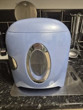 Woolworths 7ltr Blue Portable Table Top Mini Cooler Fridge Model 252Q3430