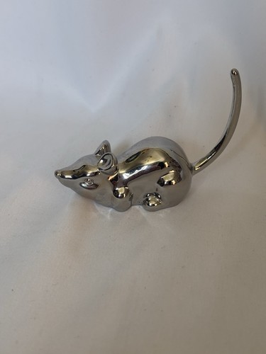 Silver metal mouse 1 - silver, 1.1”