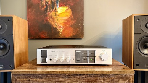 Pioneer 740 integrated - |,