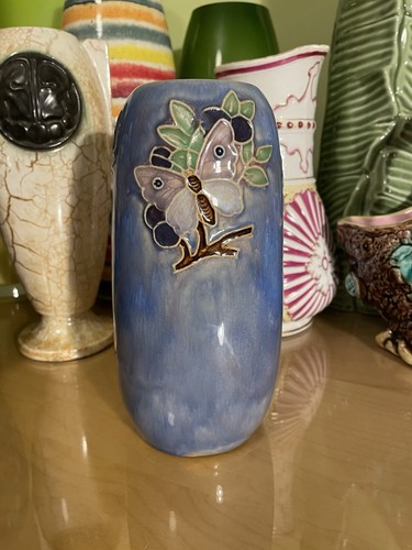 Antique royal doulton - royal, art