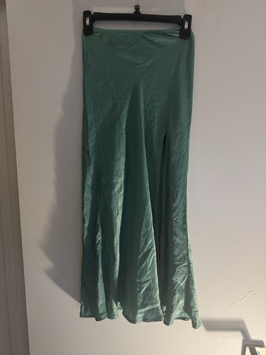 Nwt zara green - nwt, satin