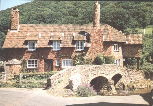 Allerford packhorse bridge - allerford,
