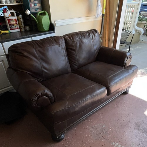 Brown leather loveseat rolled - brown,