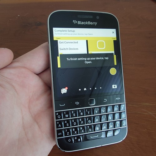 Blackberry q20 classic 16gb - blackberry,