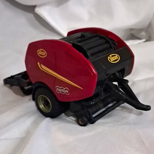 Britains fastbale hay baler - britains,