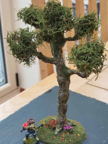 Large handcrafted tree 22cm - large,