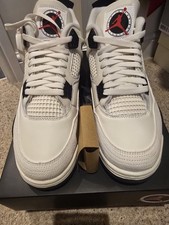 Jordan 4 Retro Flight Club