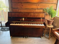 High Gloss Schaefer Piano